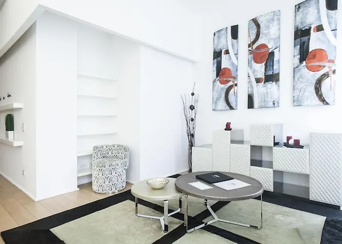 Charming Home Near Duomo